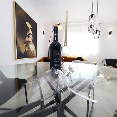 Apartment Nero