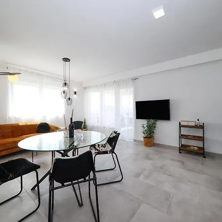 Apartment Nero Zadar