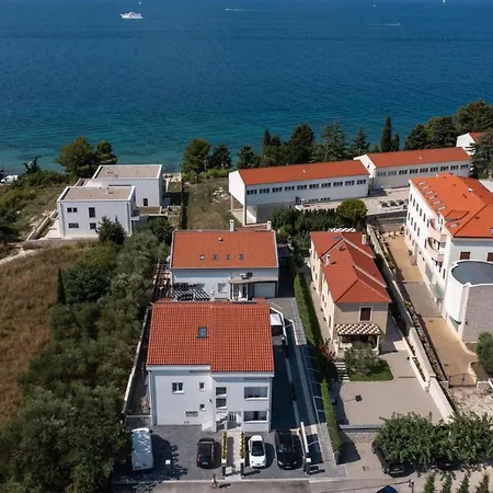 Nero * Zadar